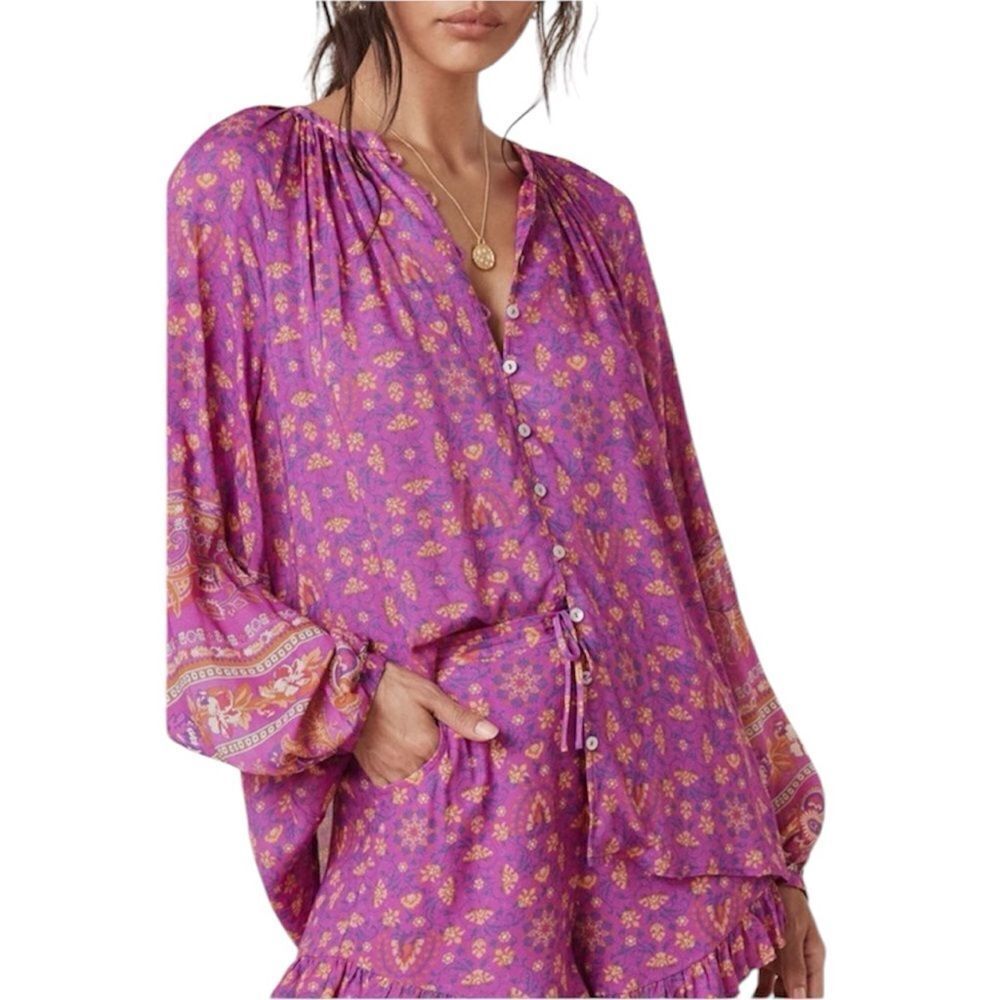 NWT SPELL & THE GYPSY
COLLECTIVE MADAME PEACOCK BLOUSE - BOYSENBERRY Size XS
